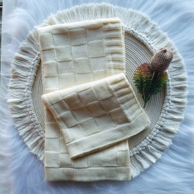 Manta Quadrada Amarela