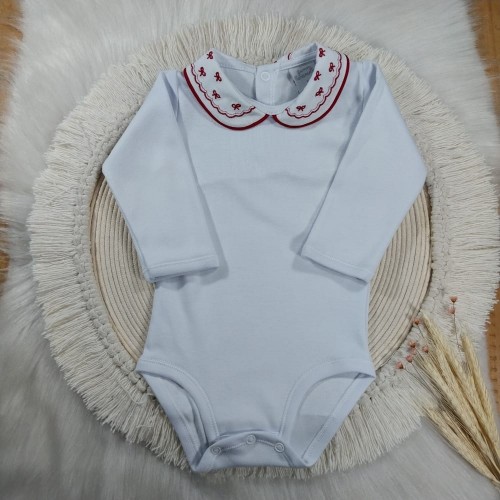 Body com Gola Bordada Laço Vermelho Body com Gola Bordada Laço Vermelho