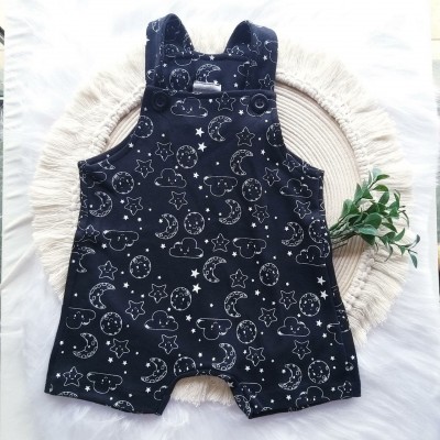 Jardineira Estampada Preta