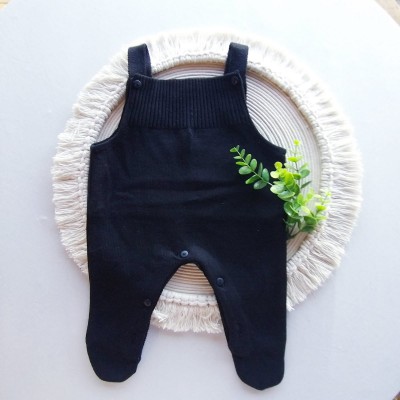 Jardineira Tricot Preto