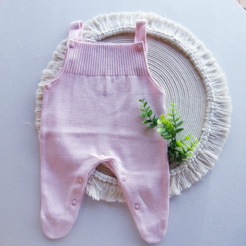 Jardineira Tricot Estilo Toreiro Rosa