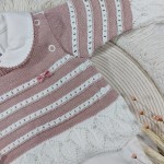 Macacão Tricot e Malha com Gola Rosê e Off White