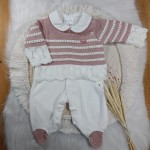 Macacão Tricot e Malha com Gola Rosê e Off White